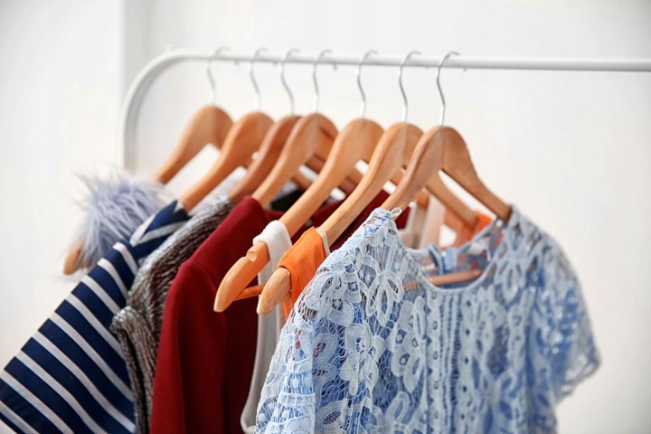 WIESZAK DREWNIANY NA UBRANIA KOMPLET 10 SZTUK DO GARDEROBY WIESZAKI