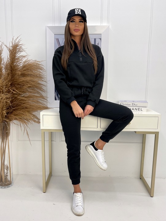 C70 r. S MODNY DAMSKI KOMPLET DRESOWY