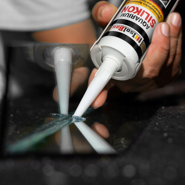 Silikon akwarystyczny czarny 300 ml