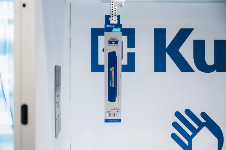 KUBALA 0676 PRZYRZĄD MAGNES DO USTAWIANIA ODLEGŁOŚCI MIĘDZY PROFILAMI