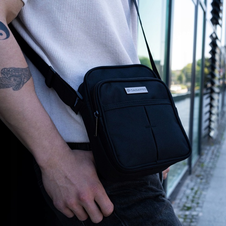 Saszetka męska na ramię mała torba sportowa do pracy czarna lekka