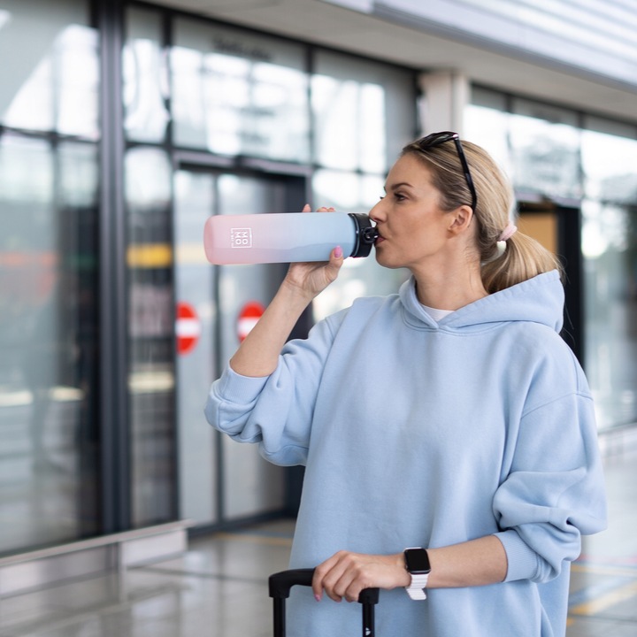 Duża BUTELKA na wodę MOMO WAY szczelny BIDON z miarką BPA free tritan 1l