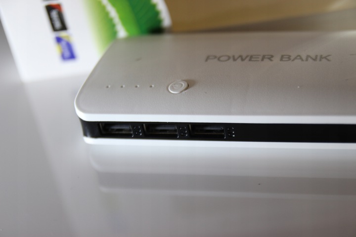 Power bank 50000mAh powerbank Wyświetlacz 3xUSB Latarka KOLORY SOLIDNY