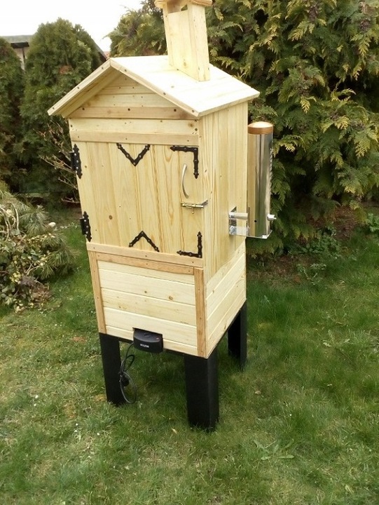 WĘDZARNIA, DYMBOX, GENERATOR DYMU Z POPIELNIKIEM, DYMOGENERATOR,