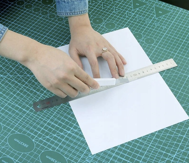 MATA DO CIĘCIA MODELARSKA SAMOGOJĄCA DWUSTRONNA A2 40x65cm SAMOREGENERUJĄCA