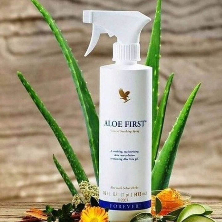 Forever Aloe First Spray odżywczy spray do ciała