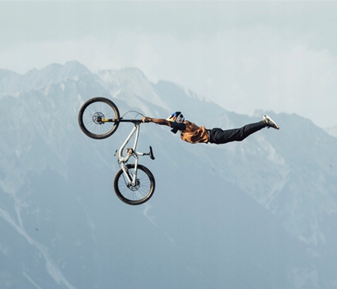 RED BULL Napój Energetyczny Energy Drink 24x250ml ZESTAW