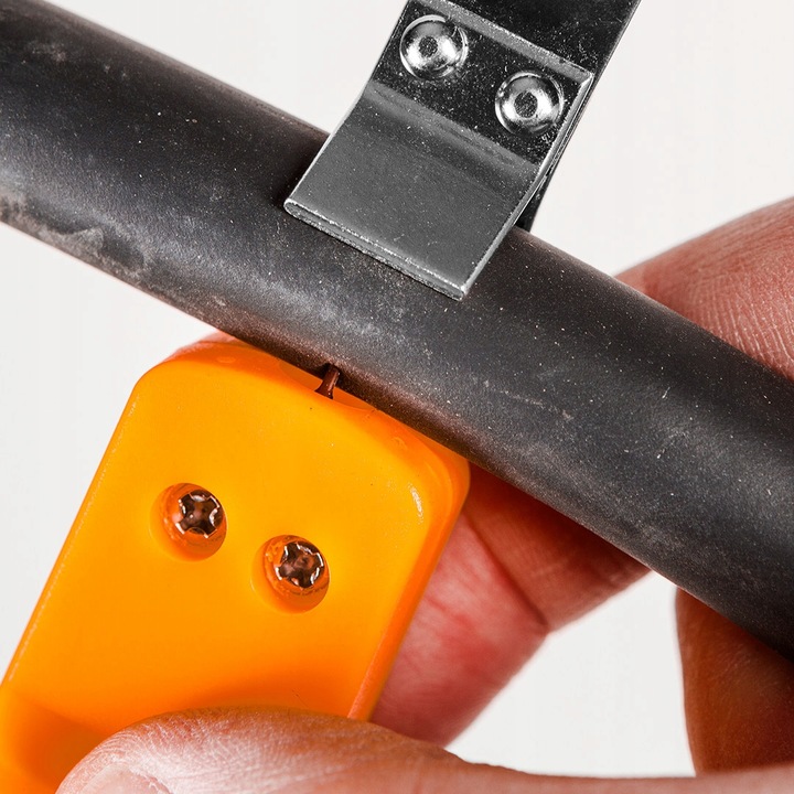 Ściągacz izolacji przewodów kabli z hakiem nóż 8 - 28 mm2 NEO 01-547