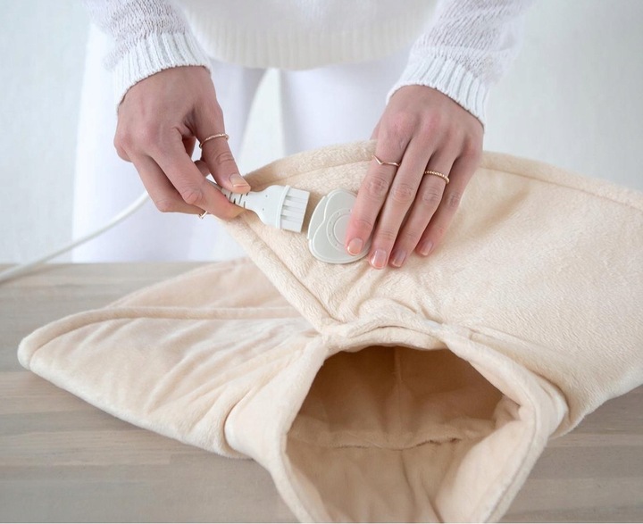 PODUSZKA ELEKTRYCZNA / KOŁNIERZ ROZGRZEWAJĄCY KARK RAMIONA SZYJA