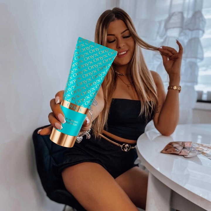 Onyx Najmocniejszy przyspieszacz do opalania wzmacniający opaleniznę