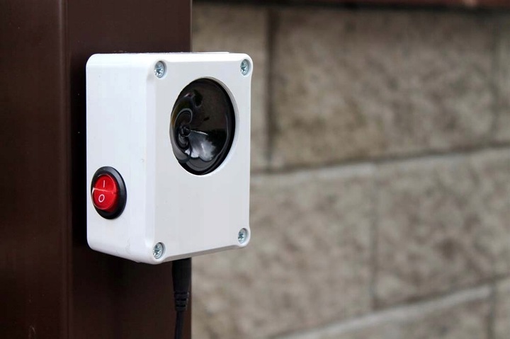 Hermetyczny odstraszacz ultradźwiękowy kun szczurów i myszy, zmienny dźwięk