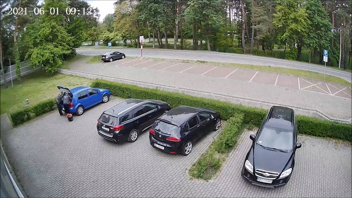 Kamera IP WiFi Zewnętrzna Obrotowa Bezprzewodowa 4Mpx ORLLO TZ2 PRO +GRATIS