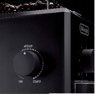 Młynek do kawy DeLonghi KG79 | Żarnowy , Regulacja Profesjonalny