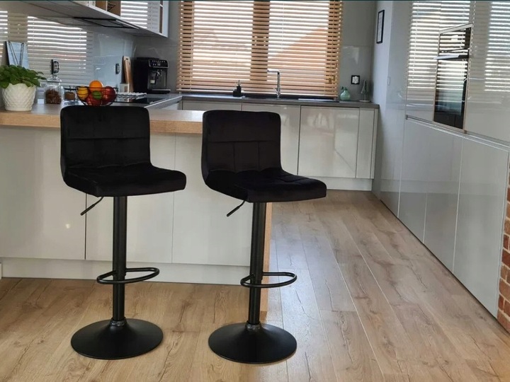 Hoker barowy czarny tapicerowany welur z oparciem regulowany glamour