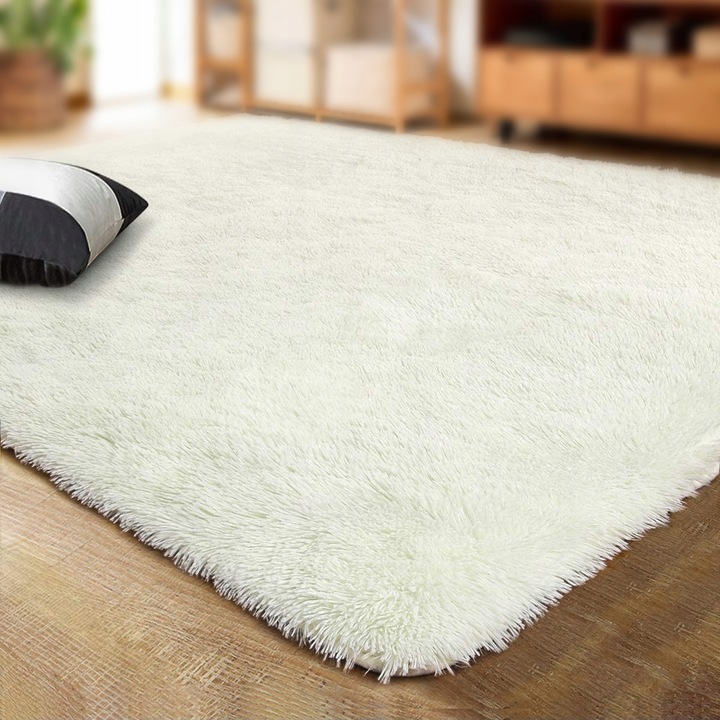 Pluszowy Dywan Shaggy Puszysty Do Salonu Miękki 140x200 Prostokąt