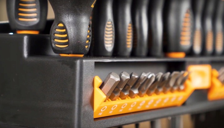 NEO TOOLS Zestaw wkrętaków i końcówek wkrętakowych śrubokręty bity 37