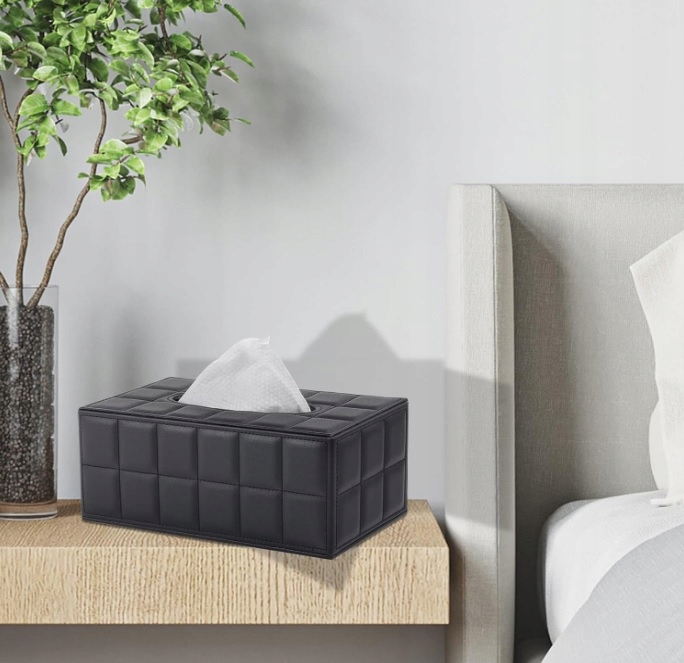 POJEMNIK PUDEŁKO NA CHUSTECZKI CHUSTECZNIK CZARNY ETUI Elegancki
