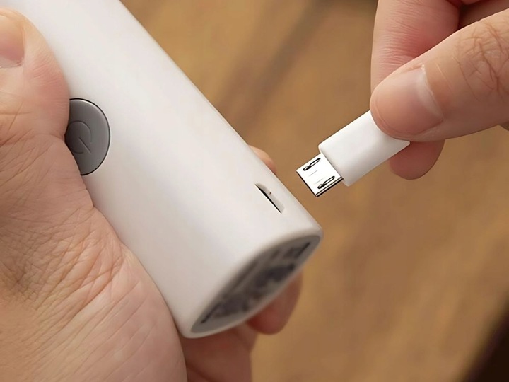 TRZEPACZKA MIKSER UBIJACZKA ELEKTRYCZNA DO JAJEK PIANY BEZPRZEWODOWA