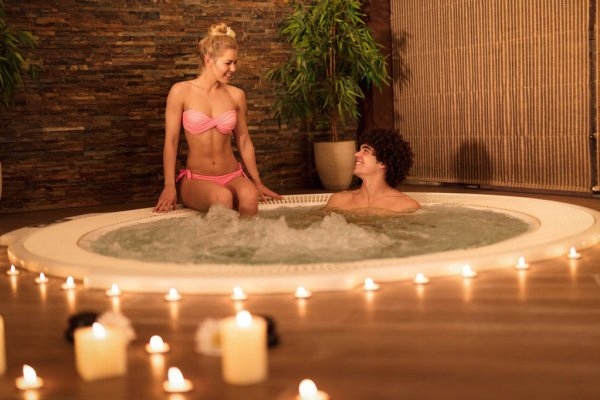 Zapach Sosna & Pinia do Jacuzzi, Basenu i Wanny - 250ml