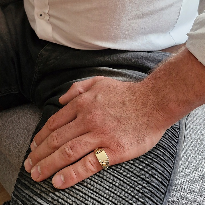 SYGNET ZŁOTY MĘSKI PANCERKA Z BRYLANTEM 585 / R28