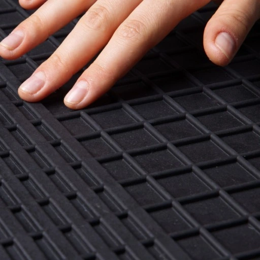 Dywaniki do auta wycieraczki korytkowe PERFORMANCE