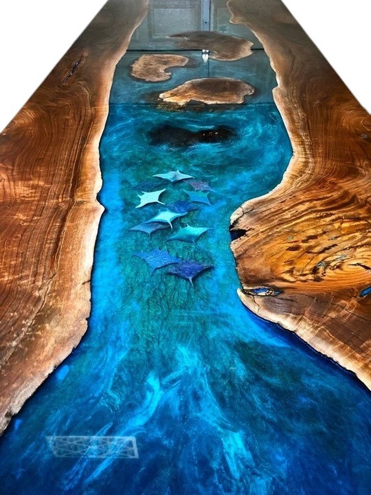 ŻYWICA EPOKSYDOWA ODLEWNICZA -DEKO-K zalew do 5 cm DO DREWNA STÓŁ BEZBARWNA