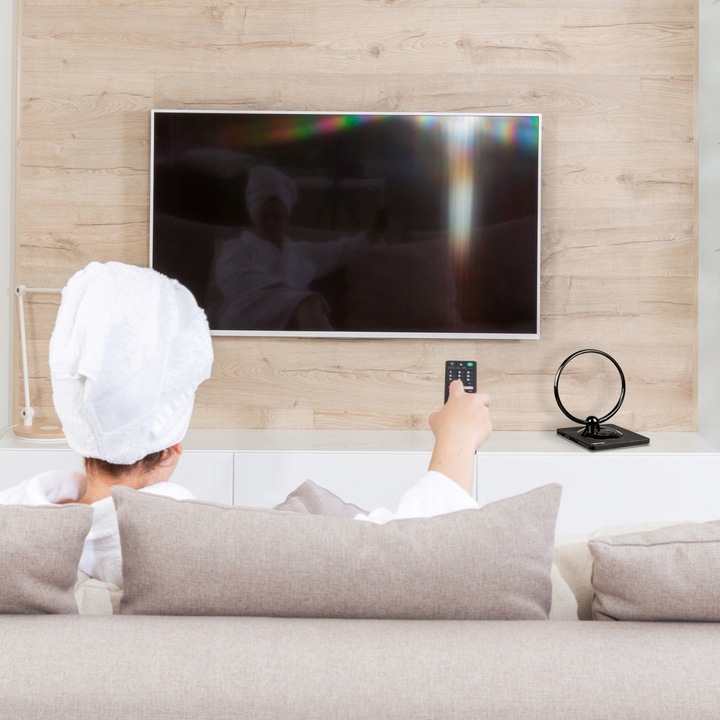 ANTENA POKOJOWA DVB-T2 AKTYWNA DO TV NAZIEMNEJ WZMACNIACZ 4K LTE MUX8 VAYOX