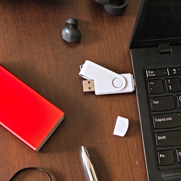 Pendrive prezent 64 GB 3.0 USB-C TYP C BIAŁY BEZ GRAWERA