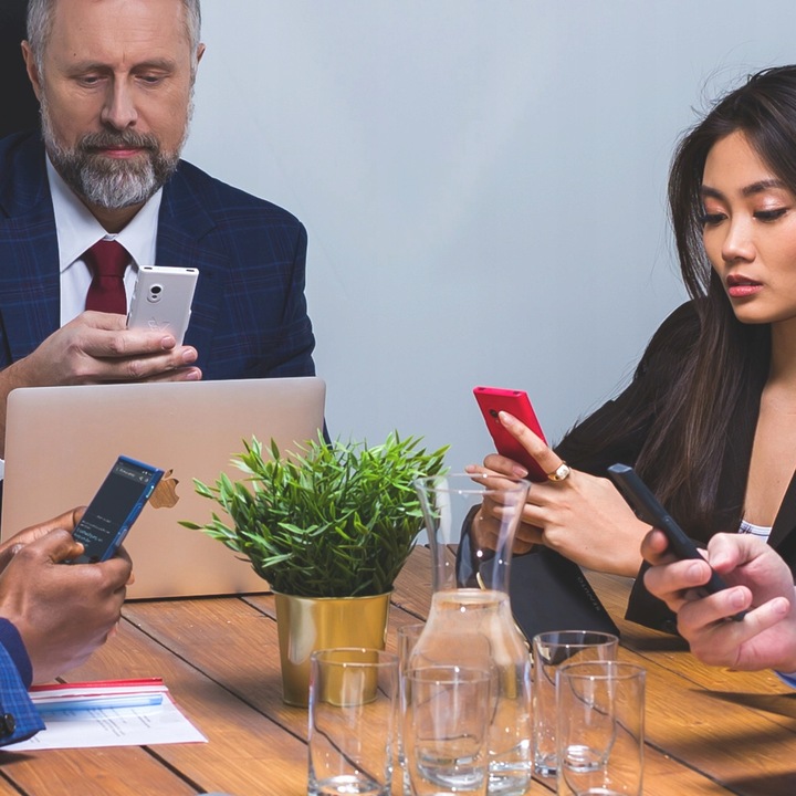 Elektroniczny Tłumacz | Vasco Translator V4