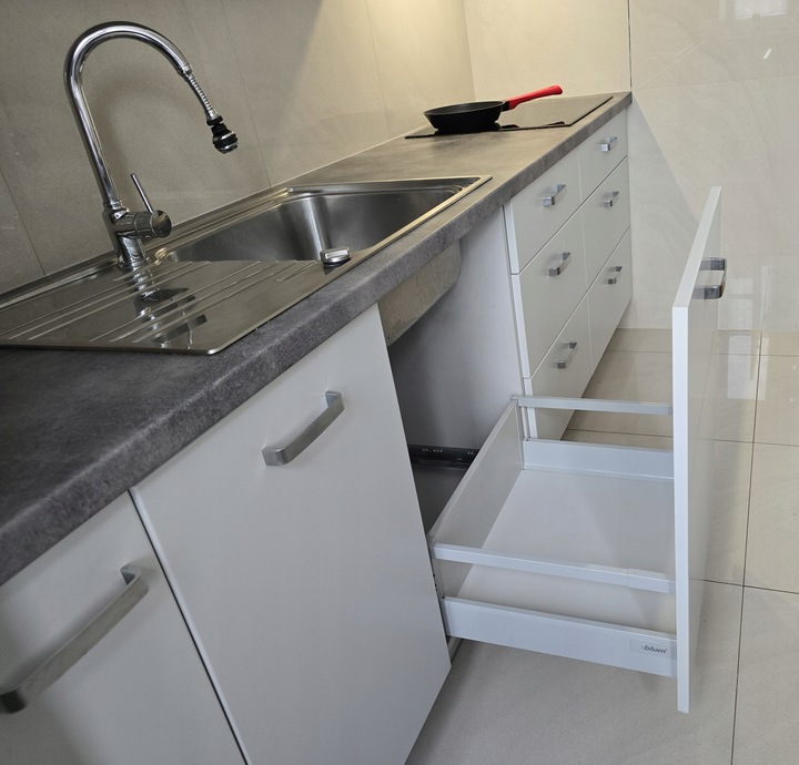 Kosz na śmieci SORT 62L do szafki szuflady 60 Blum 4 pojemniki na