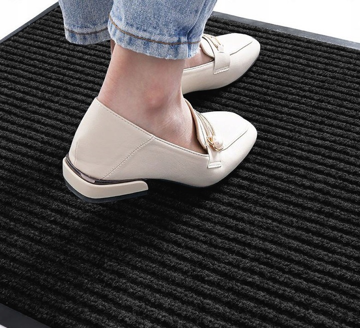 WYCIERACZKA DO BUTÓW WEJŚCIOWA POD DRZWI MATA CHŁONNA ANTYPOŚLIZGOWA 80x120