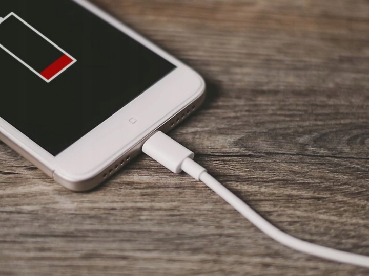 ORYGINALNY KABEL IPHONE APPLE USB C LIGHTNING 1M