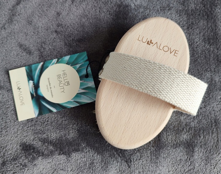 LULLALOVE SZCZOTKA DO MASAŻU CIAŁA NA SUCHO TAMPICO KLASYK OWALNA OSTRA