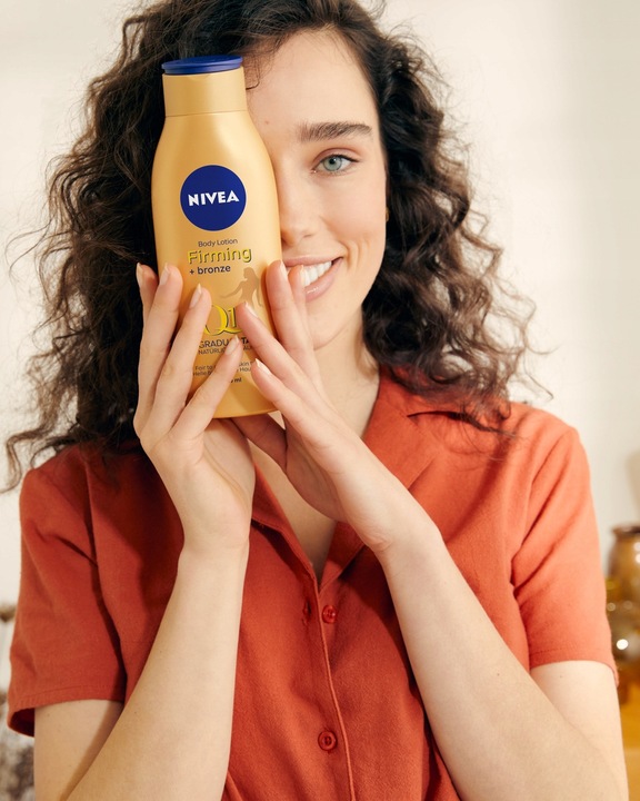 NIVEA Q10 Balsam do ciała nawilżający ujędrniający brązujący 400ml