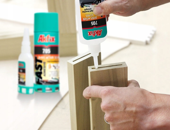 Klej Cyjanoakrylowy z Aktywatorem AKFIX 705 Zestaw 65g + 200ml UNIWERSALNY