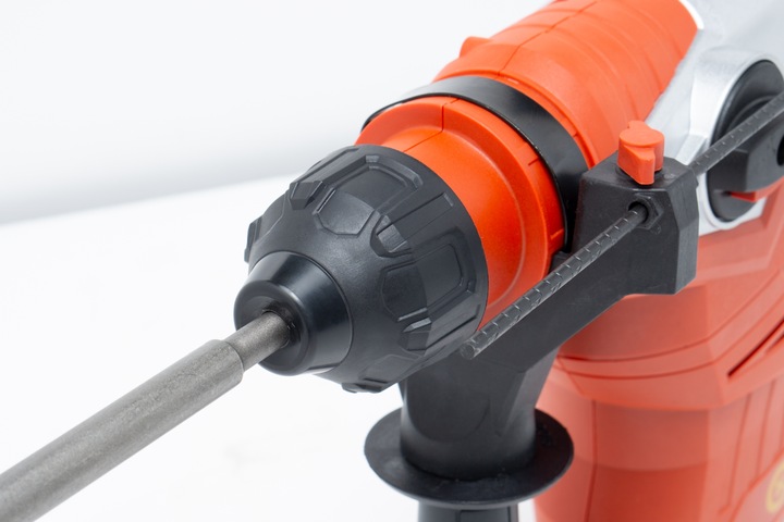 Młot udarowy Młotowiertarka Kaltmann SDS PLUS 1500W Zestaw + Walizka