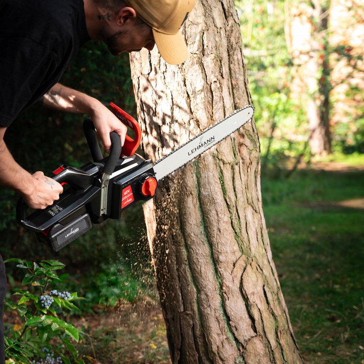 PIŁA ŁAŃCUCHOWA PILARKA AKUMULATOROWA GAŁĘZIÓWKA DREWNA MOCNA AKU 40V