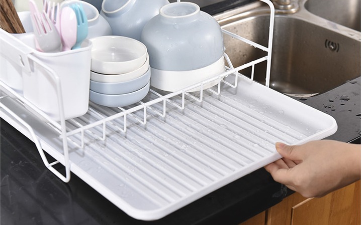 SUSZARKA DO NACZYŃ STOJĄCA BIAŁA DWUPOZIOMOWA OCIEKACZ Z TACKĄ W