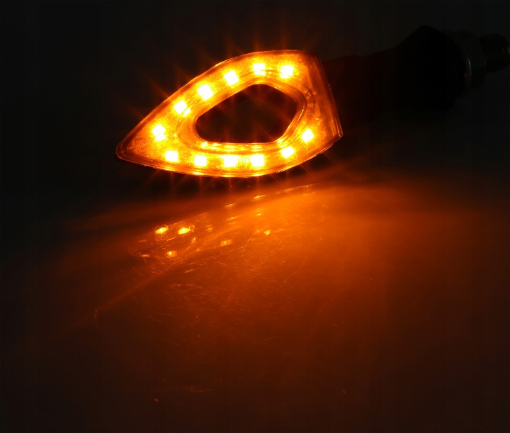 KIERUNKOWSKAZY KIERUNKI MIGACZE STRZAŁKI 12 LED