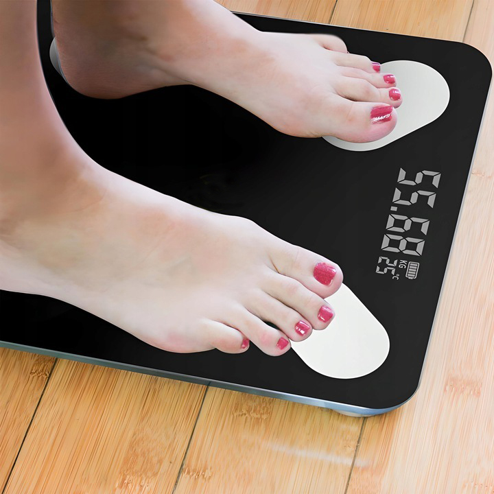WAGA ŁAZIENKOWA ELEKTRONICZNA ANALITYCZNA POMIAR TŁUSZCZU WODY BMI 180