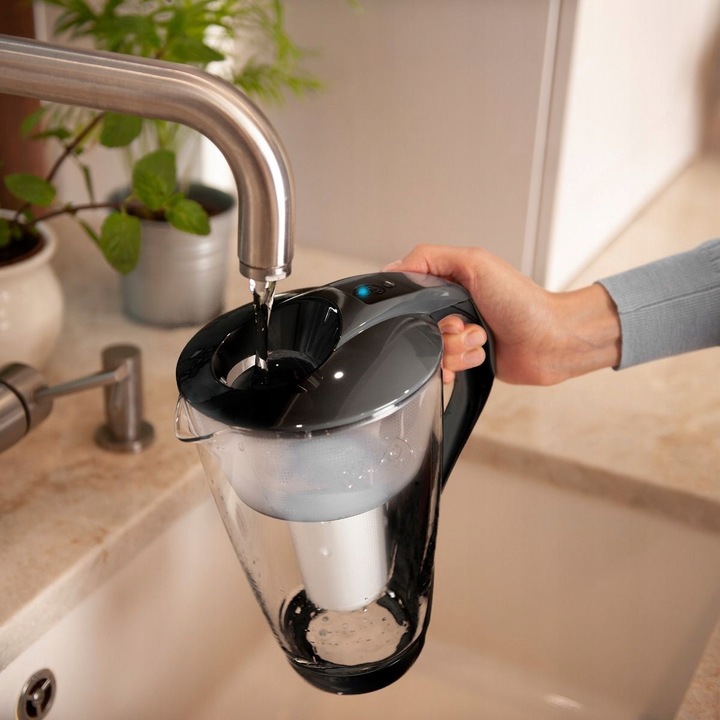 Zestaw Szklany dzbanek filtrujący wodę DAFI CRYSTAL LED + 6 filtrów Mg