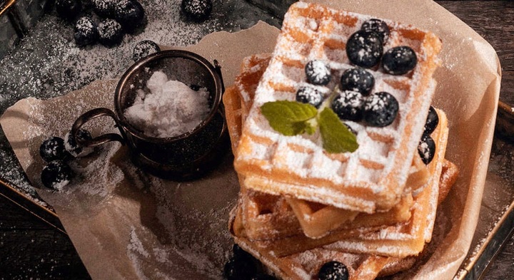 Gofrownica ADLER AD 3036 Czarny XXL na 4 gofry