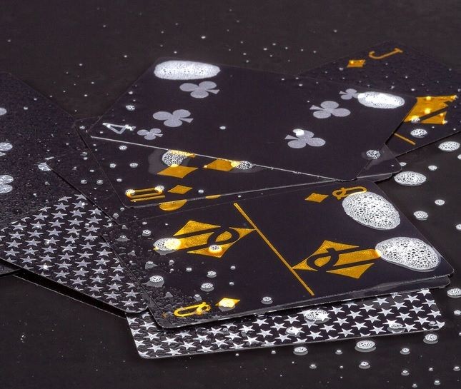 KARTY DO GRY 100% PLASTIK - CZARNE / SREBRNE POKER