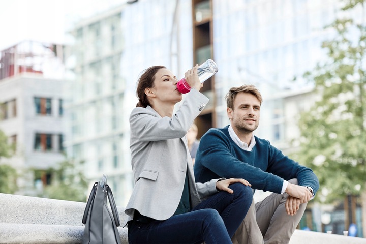 BRITA butelka filtrująca Vital Energetyczny róż + 1 filtr do wody