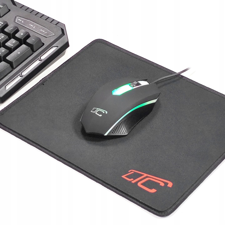 KLAWIATURA MYSZKA PODKŁADKA MIKROFON SŁUCHAWKI ZESTAW GAMINGOWY 4W1 PREZENT