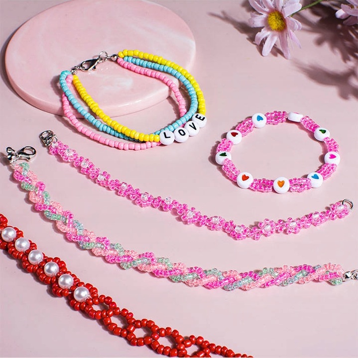 Zestaw do Robienia Tworzenia Bransoletek Koraliki Literki Akcesoria 4200 el