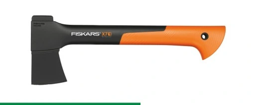 Siekiera Fiskars z ostrzałką ciesielska X7 XS do łupania drewna toporek