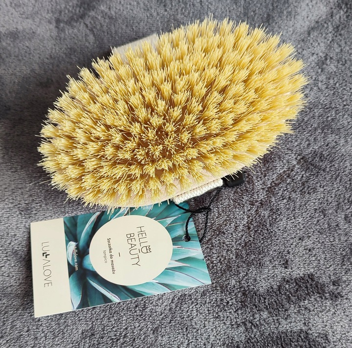 LULLALOVE SZCZOTKA DO MASAŻU CIAŁA NA SUCHO TAMPICO KLASYK OWALNA OSTRA