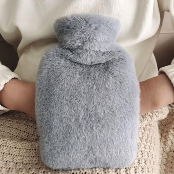 DUŻY TERMOFOR NA WODĘ 1L W POKROWCU PLUSZOWY OGRZEWACZ GUMOWY W SWETERKU