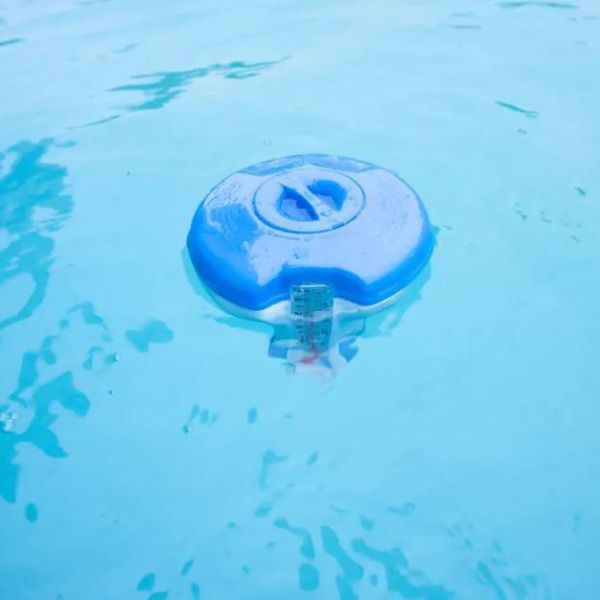 DOZOWNIK DO CHEMI BASENOWEJ CHLORU KOSZYK PŁYWAK NA CHEMIĘ Z TERMOMETREM